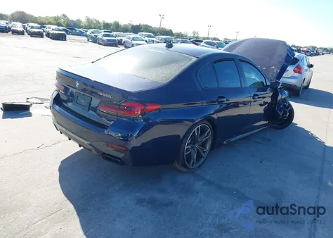 2021 BMW M550I xDrive z USA, uszkodzony, nr VIN WBA13BK02MCF31919